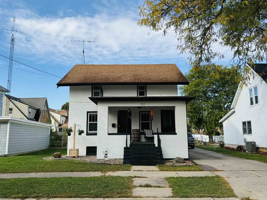 1317 22nd Avenue, Monroe, WI 53566 - Image #2