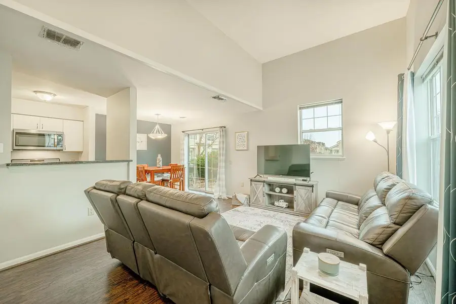 2831 HOLBORN Circle, Madison, WI 53718 - Image #3