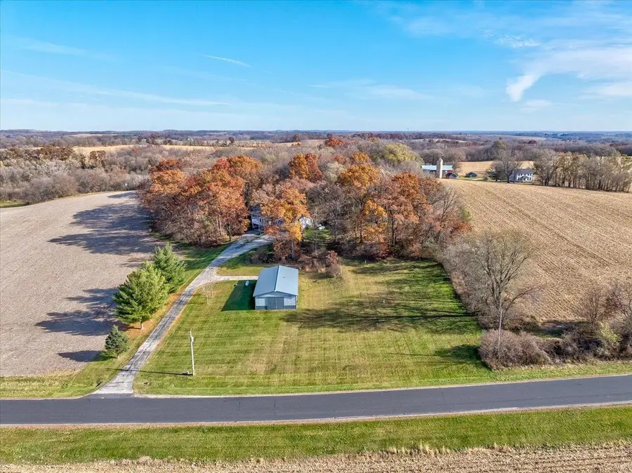 1736 Washington Road, Stoughton, WI 53589 - Image #3