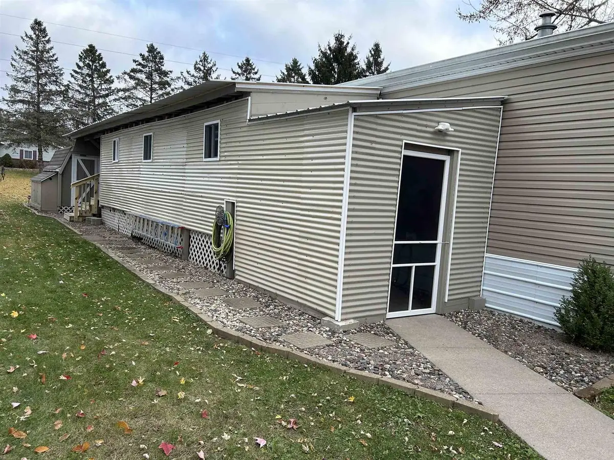 423 Gordon Drive, Onalaska, WI 54650 - #1