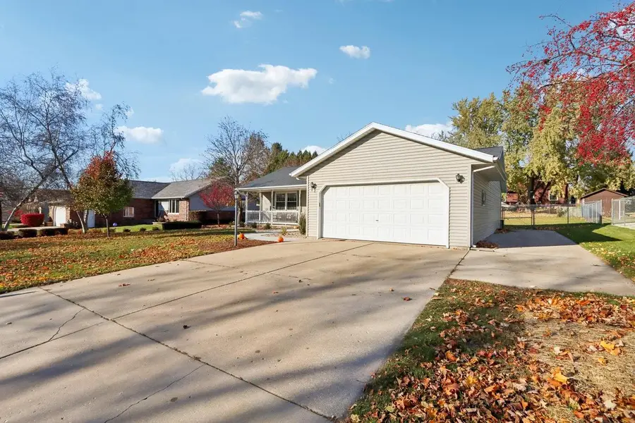 312 Nadig Drive, Fort Atkinson, WI 53538 - Image #2