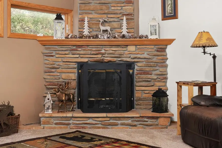 1713 E Howard Drive, Edgerton, WI 53534 - Image #2