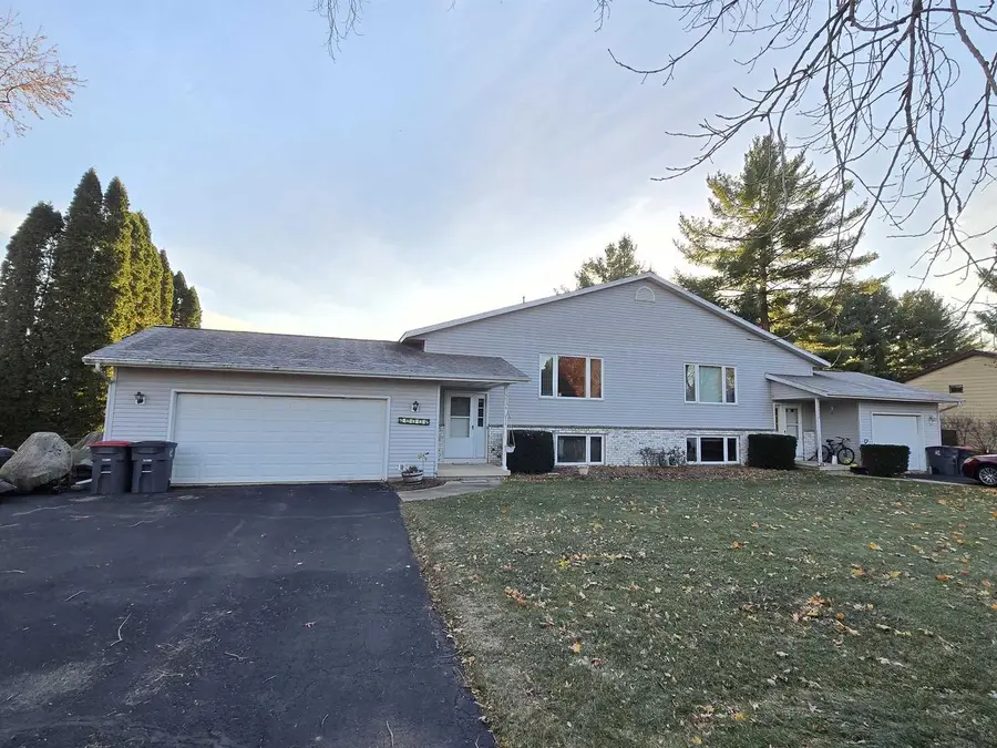 5534 Gerend Road, Waunakee, WI 53597 - Image #2