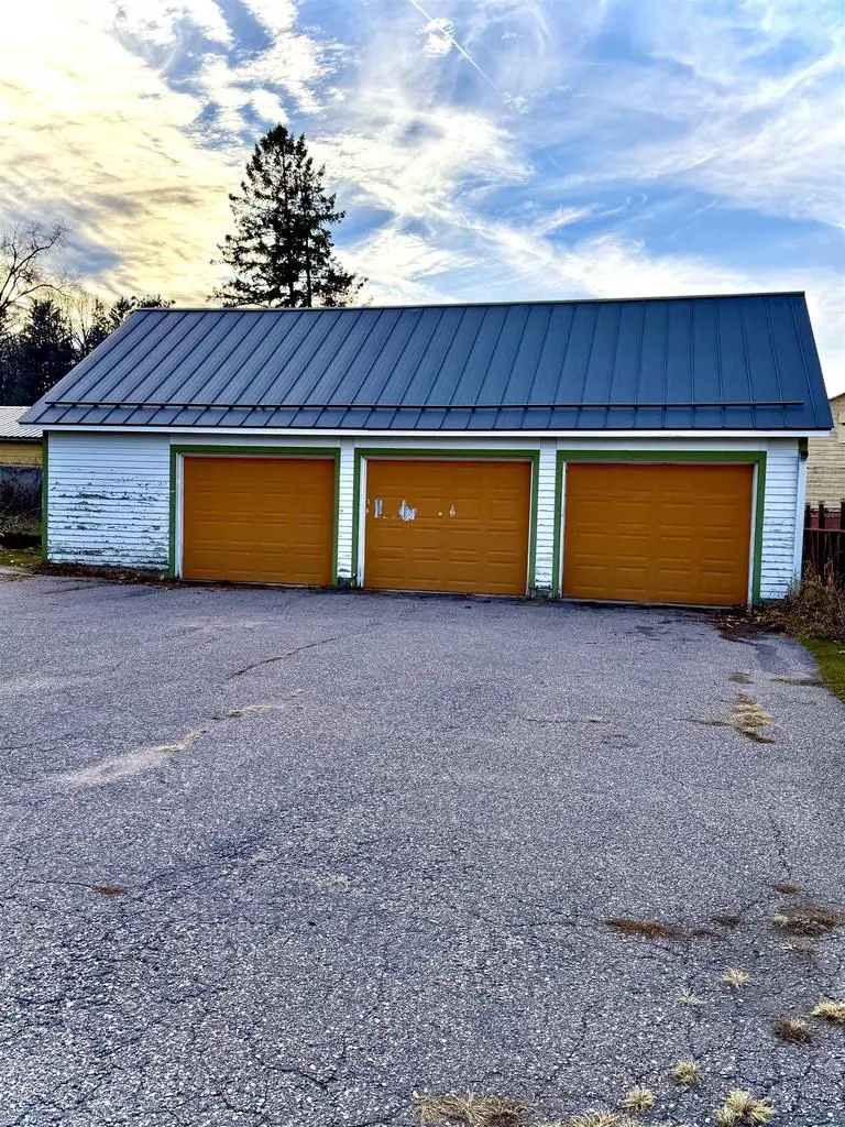 1025 2nd Street, Baraboo, WI 53913 - Image #2