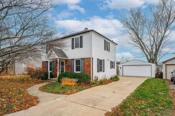 419 THEODORE Street, Loves Park, IL 61111