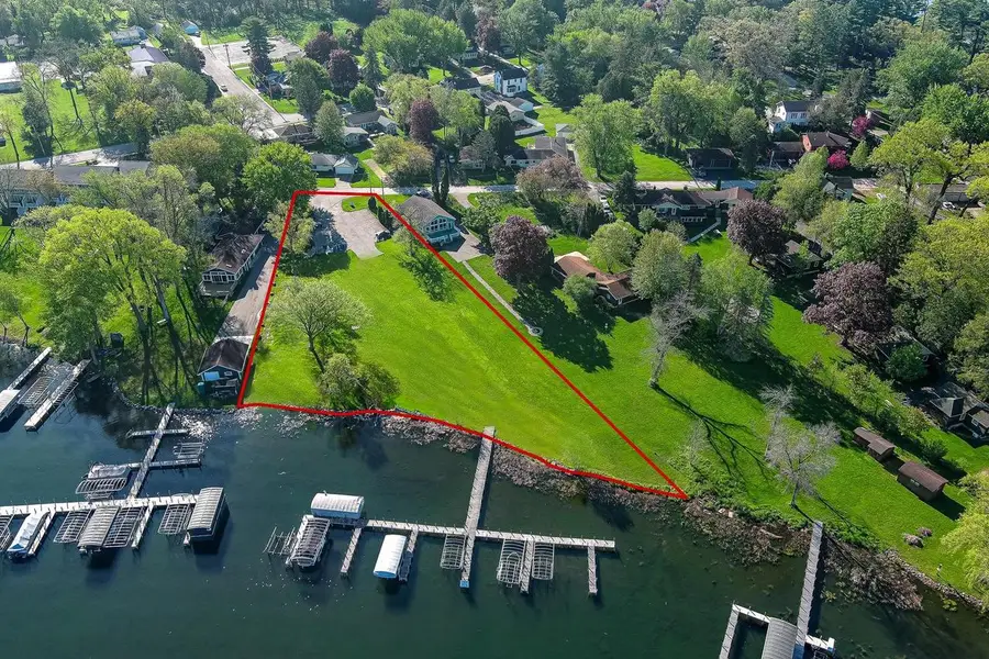 413 Strauss unit 5 Avenue, Green Lake, WI 54941 - Image #3