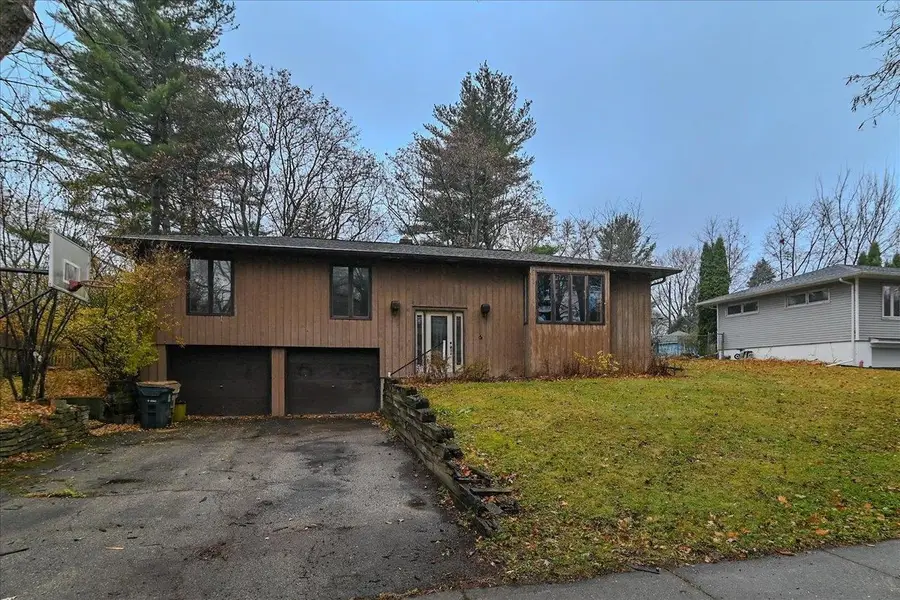 1910 Lewon Drive, Madison, WI 53711 - Image #2