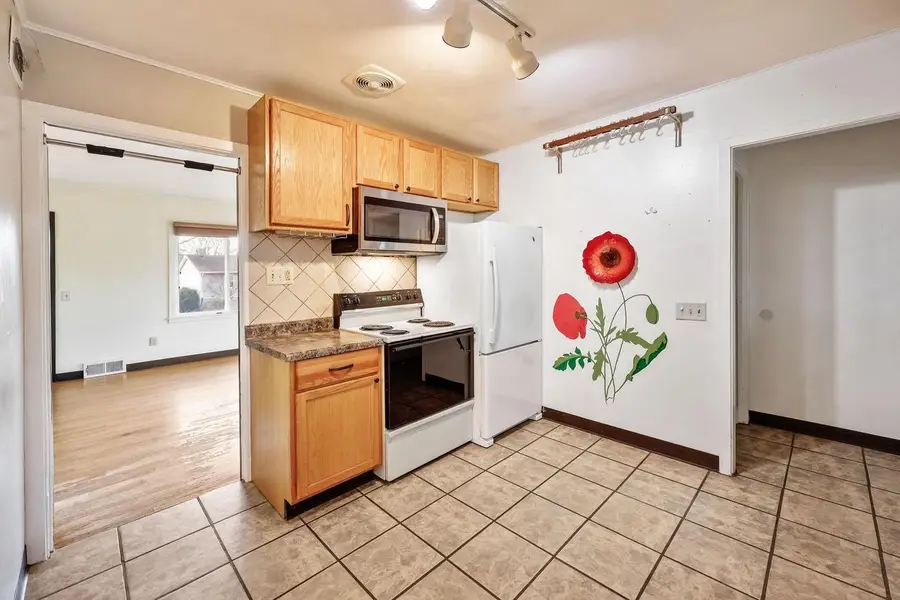 725 N Meadow Lane, Madison, WI 53705 - Image #3