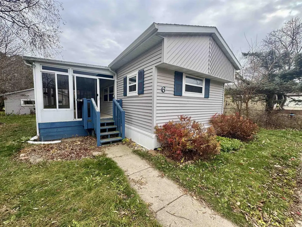 6 Lapidary Lane, Janesville, WI 53548 - #1