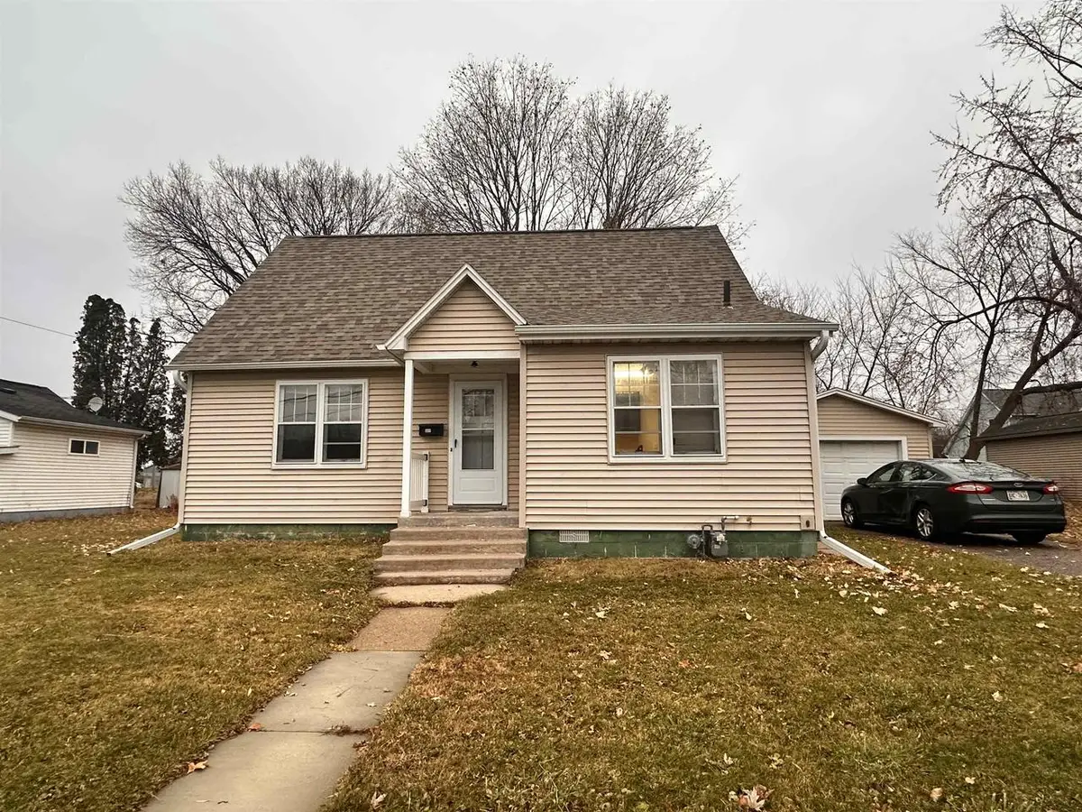 809 E State Street, Mauston, WI 53948 - Image #1
