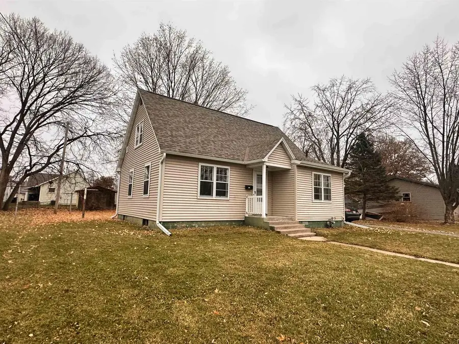 809 E State Street, Mauston, WI 53948 - Image #2