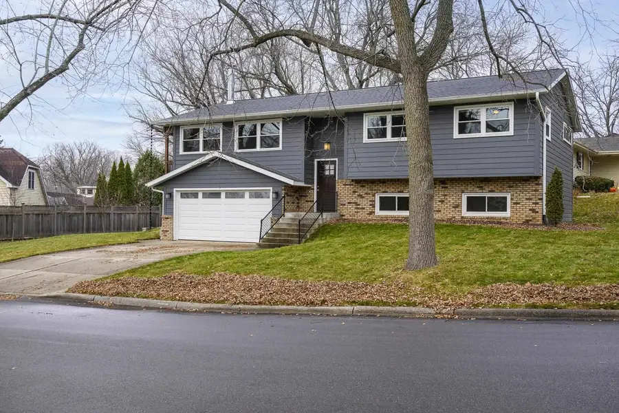 5902 Roosevelt Street, Middleton, WI 53562 - Image #3