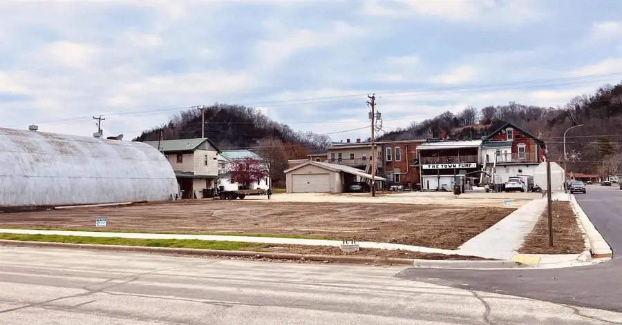 205 Frederick Street, Cassville, WI 53806 - Image #3