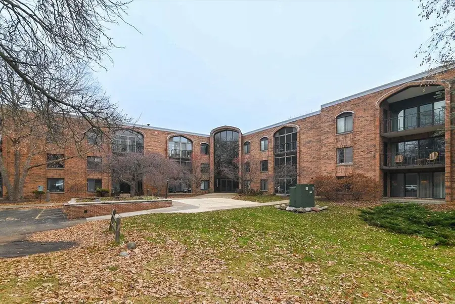 6302 Mineral Point Road #321, Madison, WI 53705 - Image #2