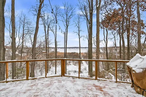 N4272 Sleepy Hollow Road, Cambridge, WI 53523