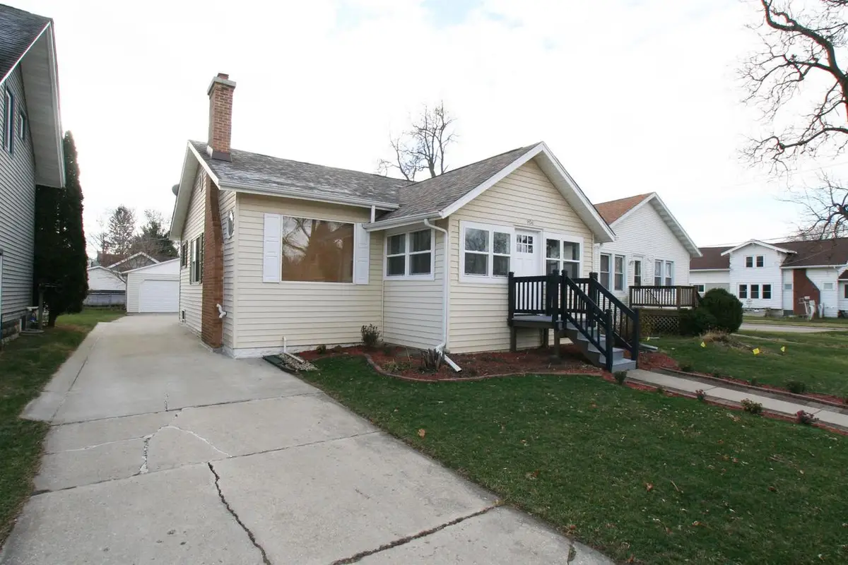 906 Benton Avenue, Janesville, WI 53545 - Image #1
