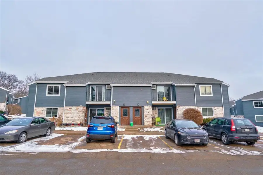 1403 Whispering Pines Way, Fitchburg, WI 53713 - Image #2