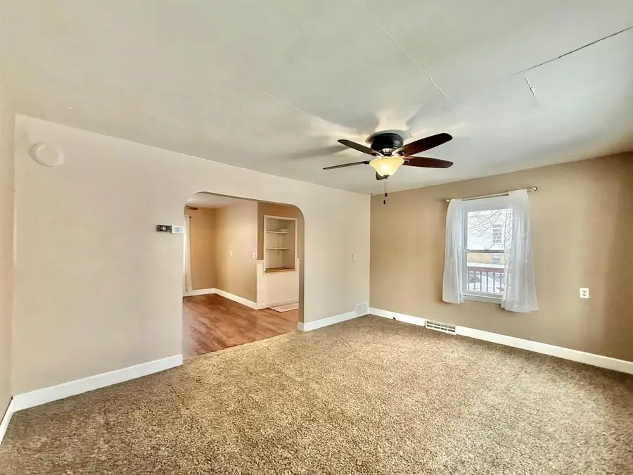 5424 E County Road J, Clinton, WI 53525 - Image #2