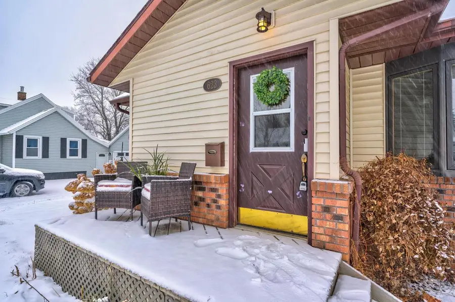 623 Hamilton Street, Columbus, WI 53925 - Image #2