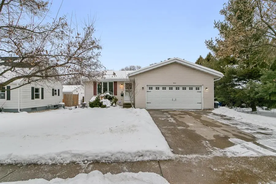 906 N Main Street, Edgerton, WI 53534 - Image #2