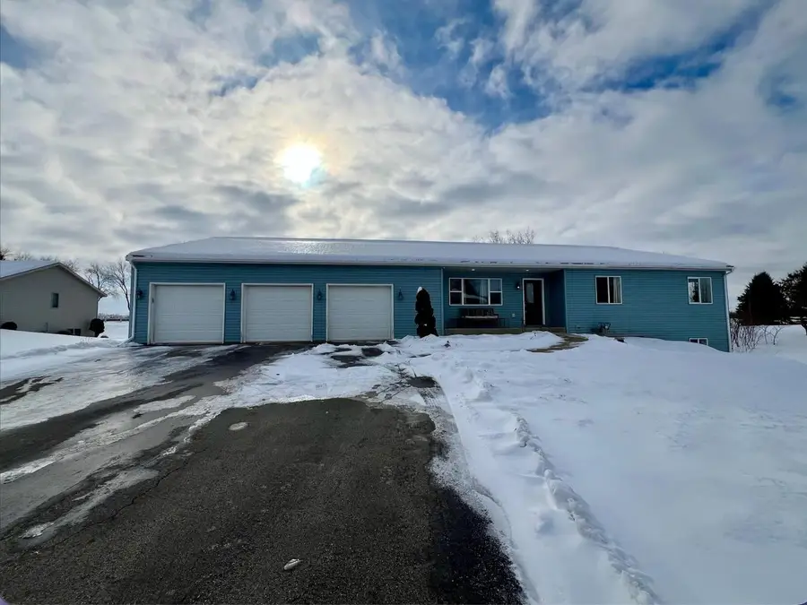 5628 E Eagle Drive, Milton, WI 53563 - Image #2