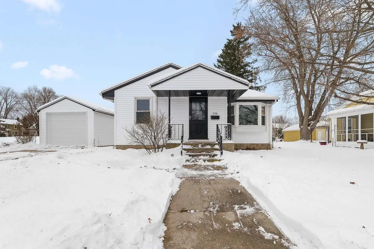 236 S Hyland Street, Juneau, WI 53039 - #1