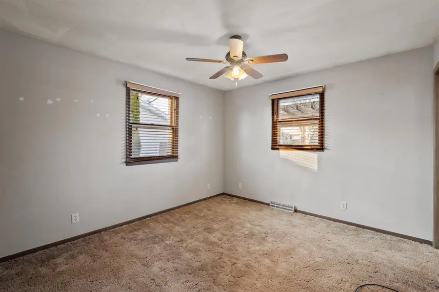 700 Shu Lar Lane, Clinton, WI 53525 - Image #2