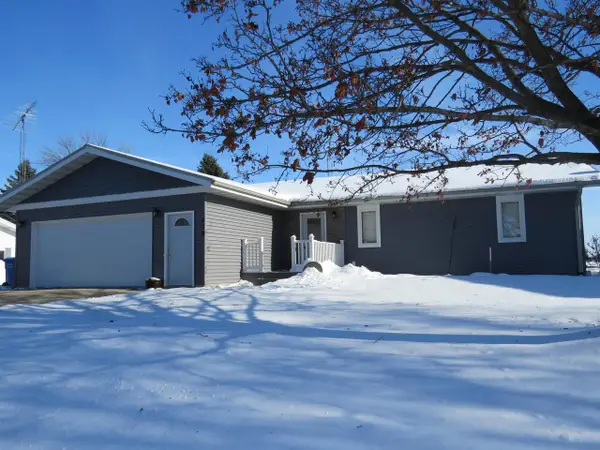 472 Jones Drive, Randolph, WI 53956