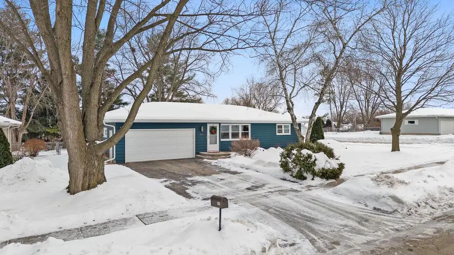 190 S Oak Street, Oregon, WI 53575 - Image #2