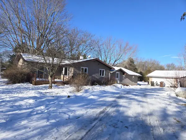 464 Fawn Court, Oxford, WI 53952