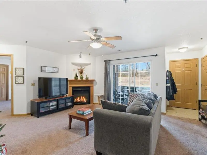 5306 Congress Avenue #4, Madison, WI 53718 - Image #1