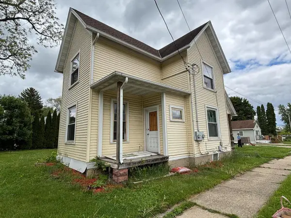 1433 Gartland Avenue, Janesville, WI 53548