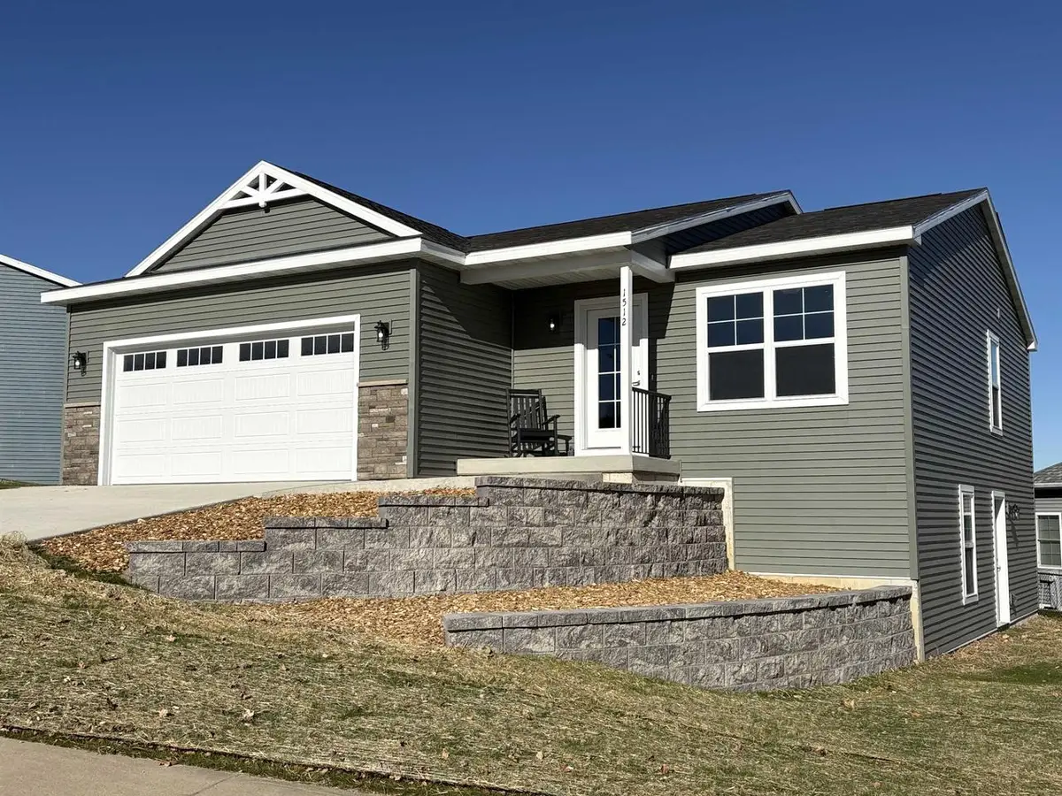 1512 Wedgewood Drive, Watertown, WI 53098 - Image #1