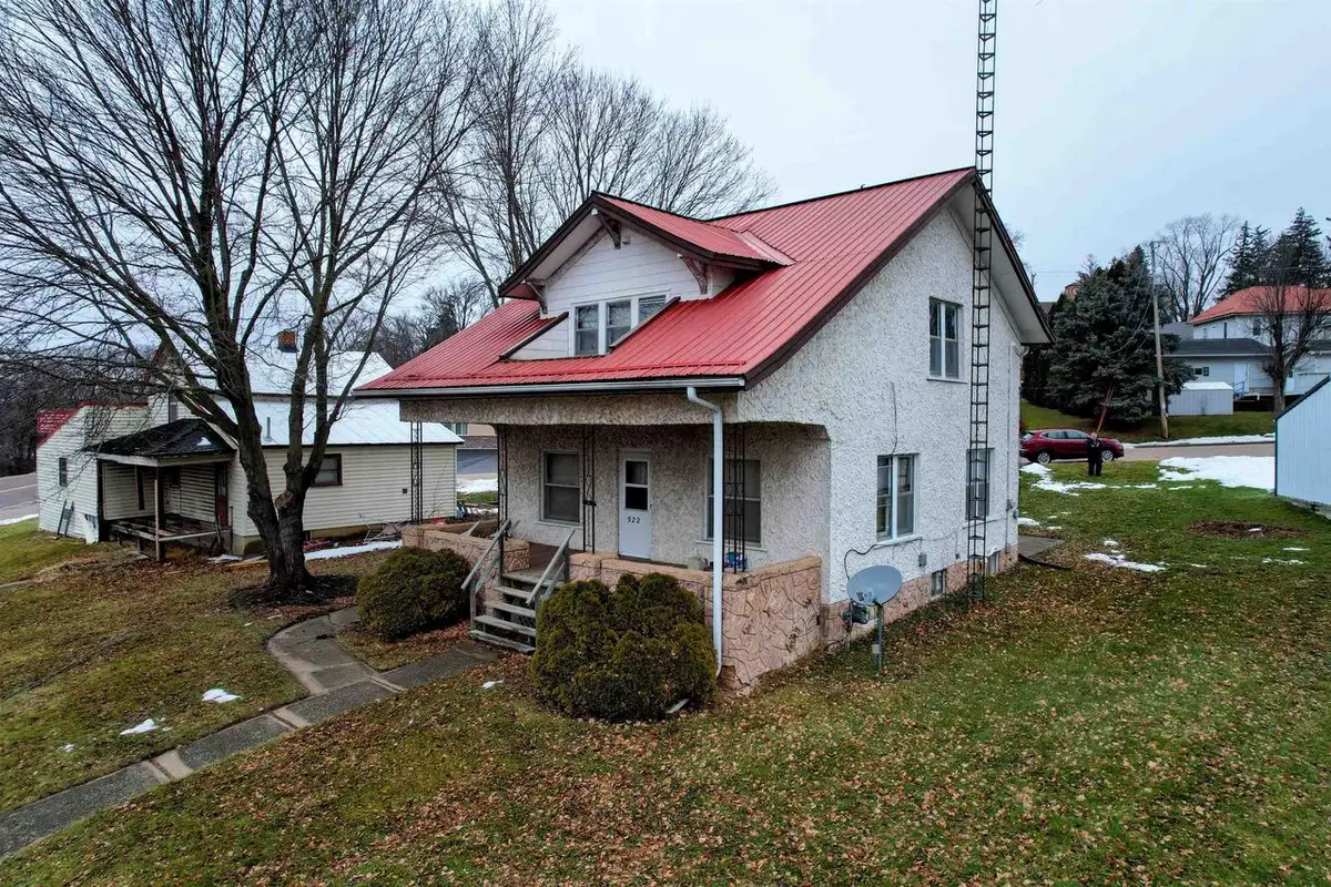 522 Canal Street, Bloomington, WI 53804 - Image #1
