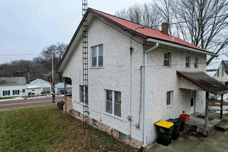 522 Canal Street, Bloomington, WI 53804 - Image #3