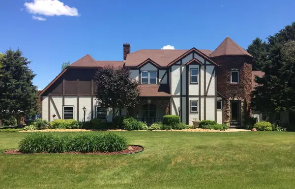 2790 Star Crest Trail, Sun Prairie, WI 53590