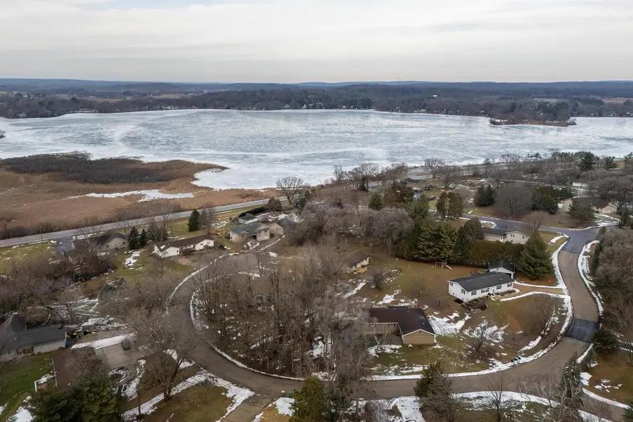 N7207 Circle Drive, Pardeeville, WI 53954 - Image #3