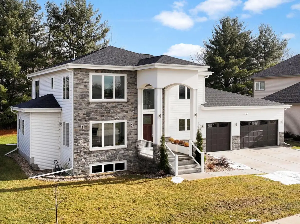 1119 Red Rock Lane, Middleton, WI 53562 - Image #1