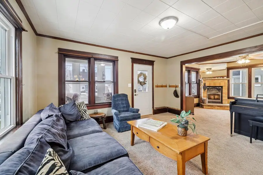 405 Mary Street, Beaver Dam, WI 53916 - Image #2