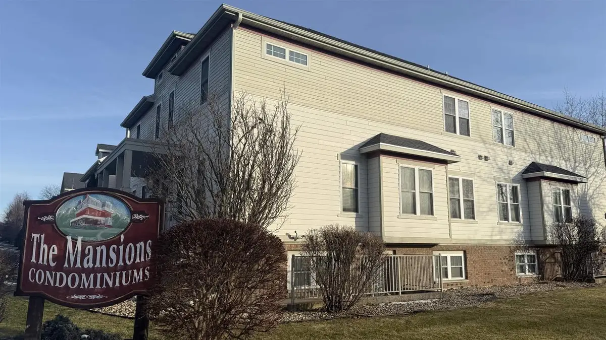 3957 Maple Grove Drive, Madison, WI 53719 - Image #1