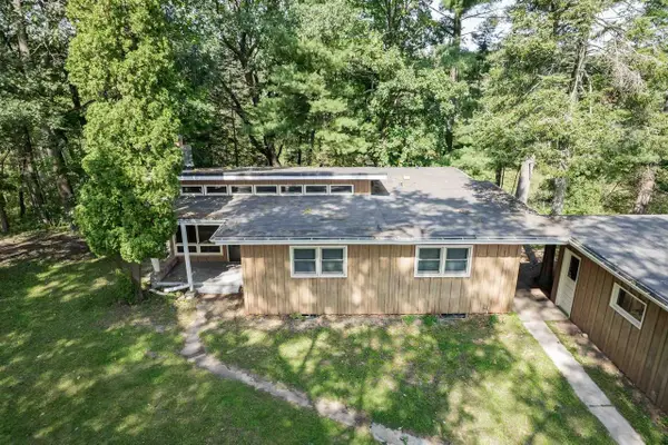 N6927 Harris Court, Westfield, WI 53964