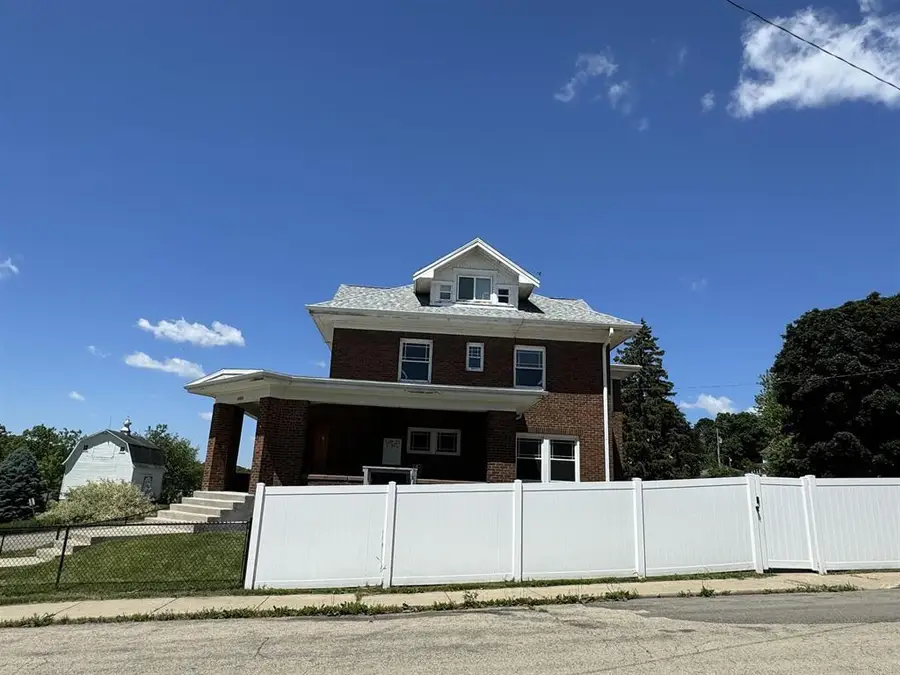 W2980 Walnut Street, Juda, WI 53550 - Image #3