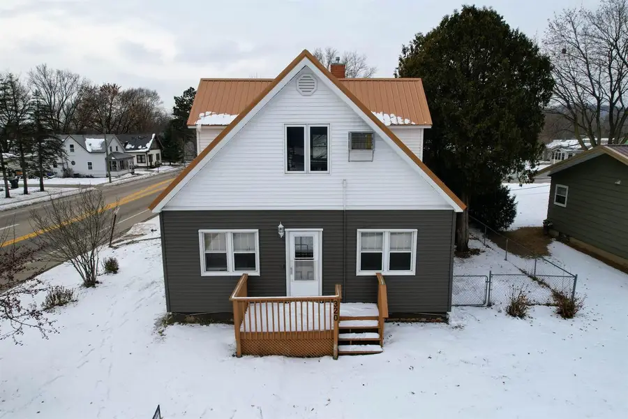 320 Wisconsin Avenue, Boscobel, WI 53805 - Image #2