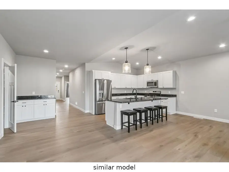 110 Hill Row, Portage, WI 53901 - Image #2