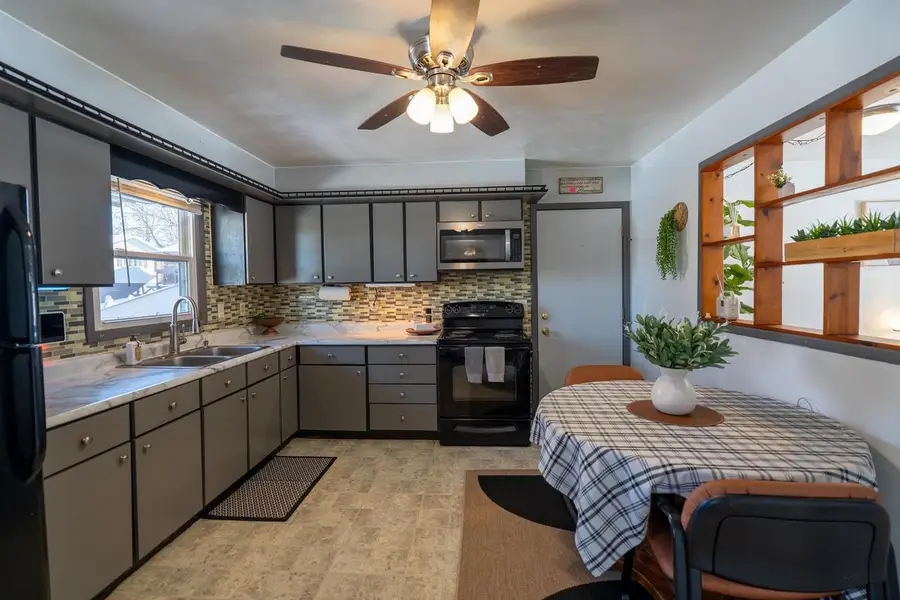 204 N 5th Avenue, Albany, WI 53502 - Image #3