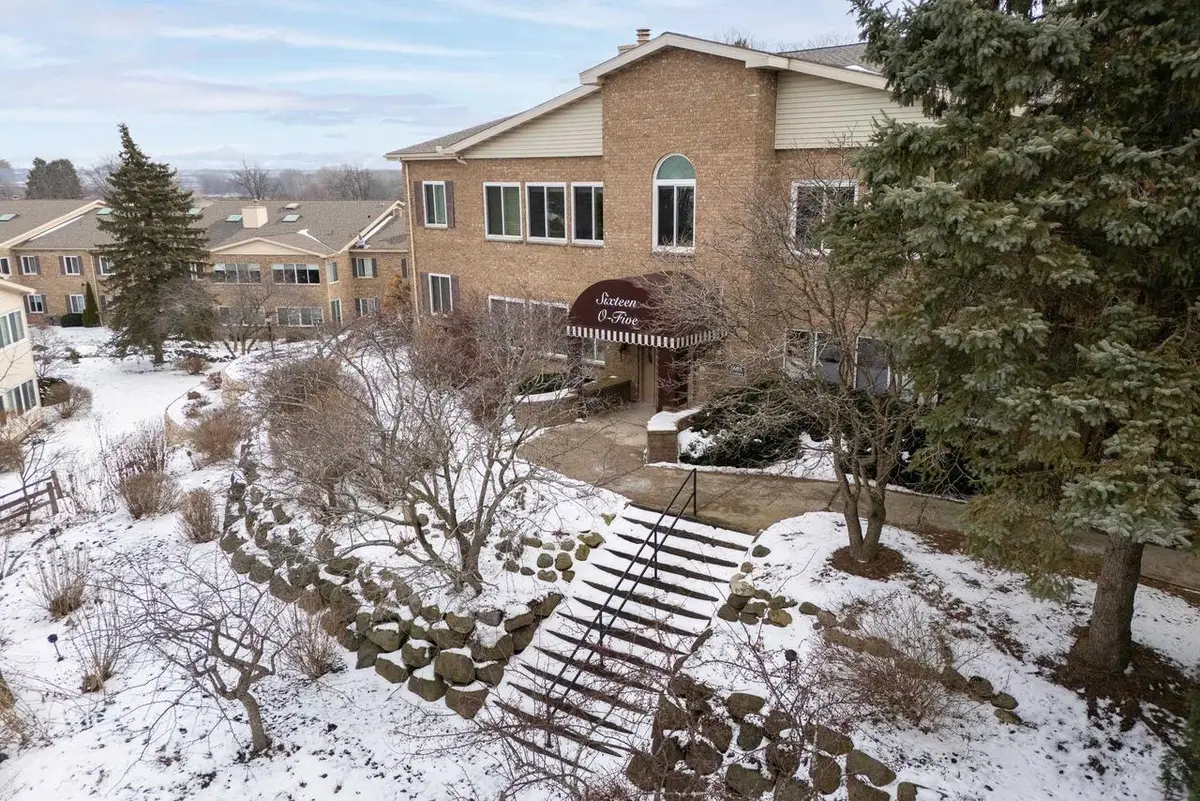 1605 S Golf Glen #A, Madison, WI 53704 - Image #1