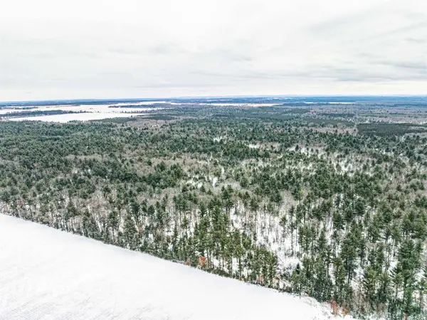 80AC Freedom Avenue, Wisconsin Dells, WI 53965