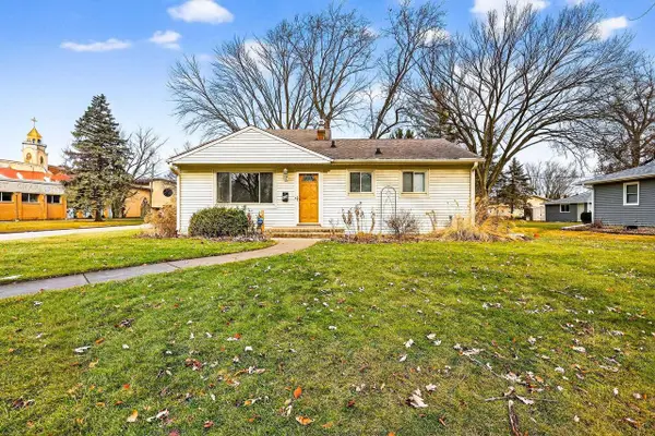 604 Renson Road, Hartland, WI 53029