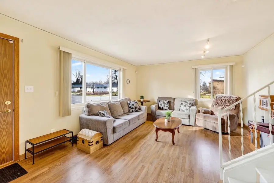 604 Renson Road, Hartland, WI 53029 - Image #2