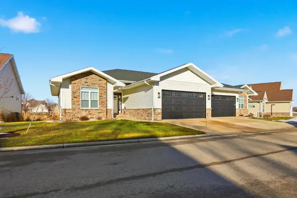 16 Prince Way, Fitchburg, WI 53711